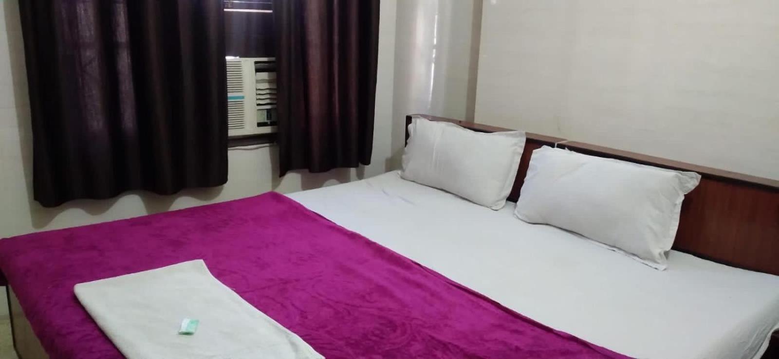 Raja Guest House -- Jalandhar Railway Station -- For Family, Couples, Travellers 外观 照片