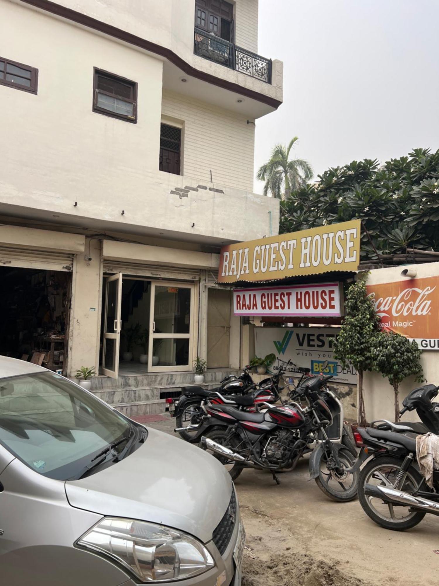 Raja Guest House -- Jalandhar Railway Station -- For Family, Couples, Travellers 外观 照片